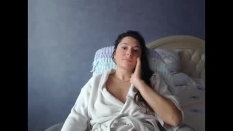 luckylinda23 online show from November 2025 10:34:02 AM