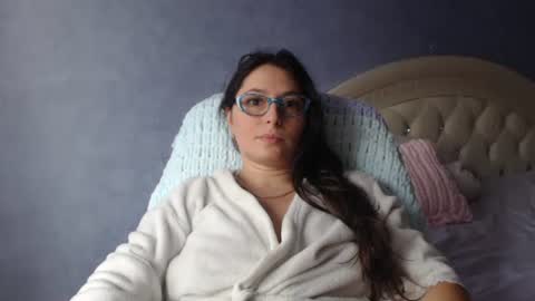 luckylinda23 online show from December 2025 10:13:01 AM