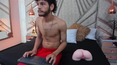 Snapshot of luckysamer chatting on February 2026 12:15:01 PM LuckySame online show from February 2026 12:15:01 PM