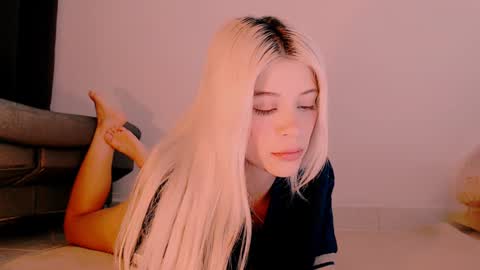 luckysapphire777 online show from February 2025 10:03:02 AM