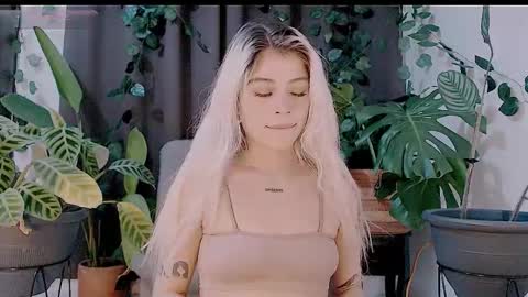 luckysapphire777 online show from October 2025 08:26:01 AM