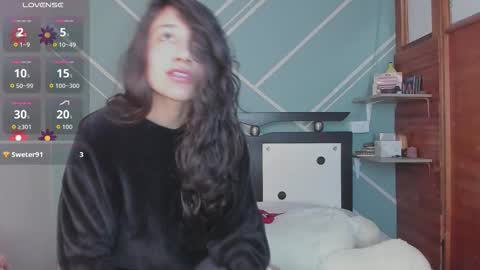 Snapshot of lucy_bluesea chatting on October 2025 01:59:02 AM Lucy Herrera online show from October 2025 01:59:02 AM