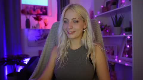 Cutie Lucy online show from July 2026 06:16:02 PM