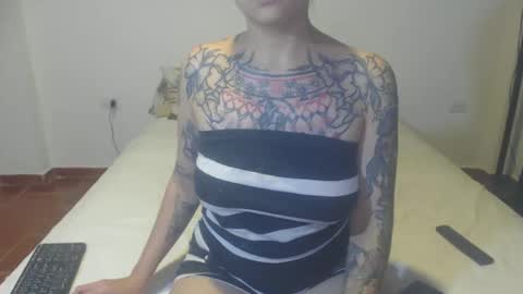 Snapshot of lucy_dreams69 chatting on December 2024 08:25:02 PM Lucia online show from December 2024 08:25:02 PM