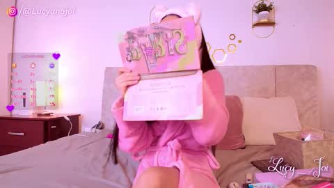 Luciana online show from December 2025 11:46:02 PM