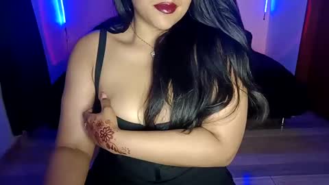 Snapshot of lucy_kanne chatting on February 2025 03:09:01 AM Lucy online show from February 2025 03:09:01 AM