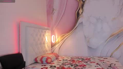 Lucy online show from December 2025 11:49:02 AM