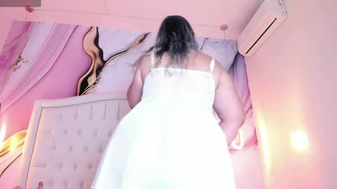 Snapshot of lucy_milf_474 chatting on April 2026 07:07:02 PM Lucy online show from April 2026 07:07:02 PM