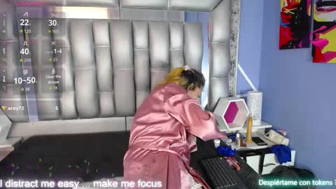  SleepyAbuela online show from September 2025 02:41:01 PM