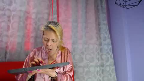  SleepyAbuela online show from January 2026 05:15:01 PM