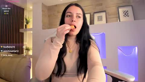 Sofia  online show from January 2025 05:16:01 PM