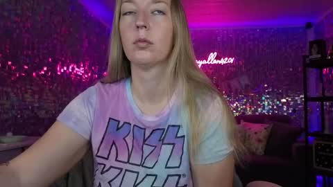 Snapshot of lucyallen4201 chatting on April 2026 10:14:02 AM lucyallen4201 online show from April 2026 10:14:02 AM