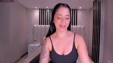 Snapshot of lucycarterx chatting on May 2026 04:42:01 AM Lucy online show from May 2026 04:42:01 AM