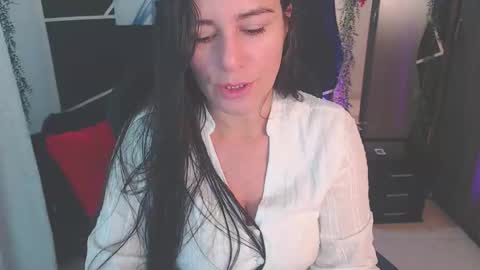Snapshot of lucyli_ chatting on May 2026 02:44:02 PM LUCY online show from May 2026 02:44:02 PM