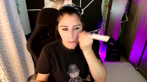 Snapshot of lucyli_ chatting on May 2026 12:59:01 PM LUCY online show from May 2026 12:59:01 PM