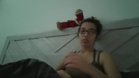 lucylitt25 online show from April 2026 01:36:02 PM