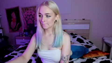 Lucy online show from March 2025 01:58:02 AM