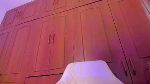 Snapshot of lucyshen_ chatting on June 2026 05:56:02 AM luciana online show from June 2026 05:56:02 AM
