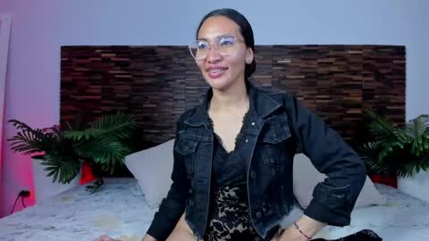 Snapshot of lucyy_liiu chatting on April 2026 08:47:01 PM Lucy Liiu online show from April 2026 08:47:01 PM