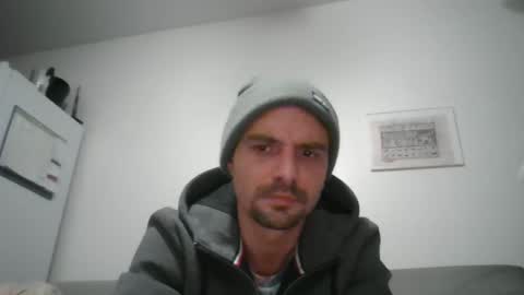 Snapshot of luffyman20 chatting on January 2025 10:43:02 PM luffyman20 online show from January 2025 10:43:02 PM