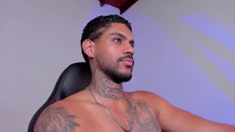 Luigi Vitale online show from November 2025 02:06:01 PM