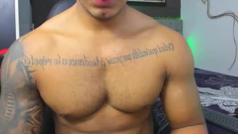 Snapshot of luigi_hot_ chatting on May 2026 04:20:01 AM Luigi Independent model online show from May 2026 04:20:01 AM