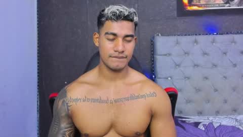 Snapshot of luigi_hot_ chatting on May 2026 03:40:01 PM Luigi Independent model online show from May 2026 03:40:01 PM