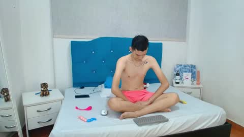 luigimarchetti online show from December 2025 07:55:01 PM