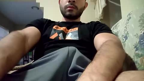 Snapshot of luis_hunk chatting on November 2025 11:09:02 AM Andrew online show from November 2025 11:09:02 AM