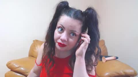 Snapshot of luisahornydoll chatting on February 2026 01:52:02 PM Cassie online show from February 2026 01:52:02 PM