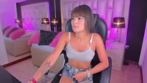 Luisa  online show from March 2026 02:31:02 PM