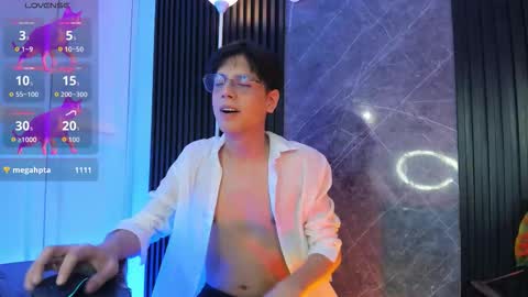 luixdust1 online show from November 2025 05:53:02 AM