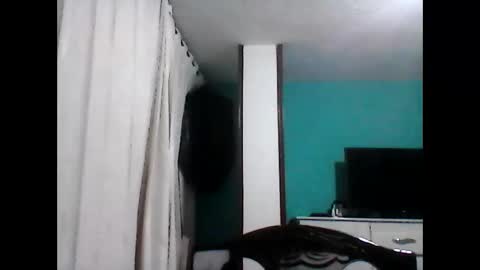 Snapshot of luiyi1997 chatting on February 2025 03:24:02 AM EroticMan online show from February 2025 03:24:02 AM