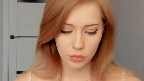 Snapshot of luiza012 chatting on January 2026 09:37:02 AM Lizzy online show from January 2026 09:37:02 AM