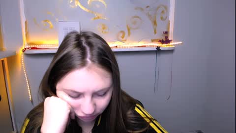 Luiza online show from December 2024 07:05:01 AM