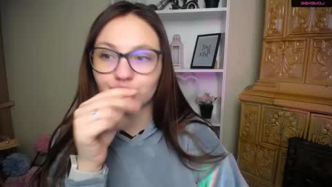 Luiza online show from December 2025 07:28:01 AM