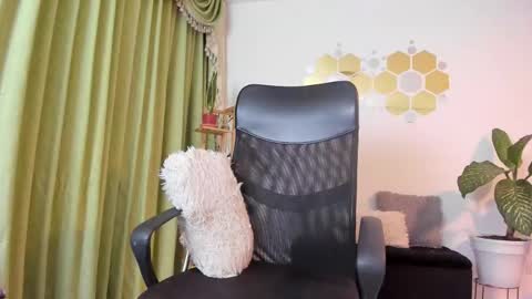 Luka Castillo online show from March 2026 05:44:01 AM