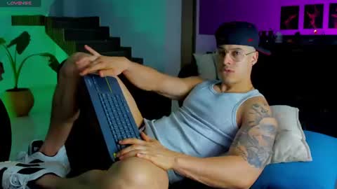 Snapshot of lukas_green1 chatting on June 2026 06:27:02 AM Lukas Green online show from June 2026 06:27:02 AM