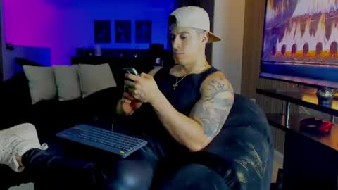 Snapshot of lukas_green1 chatting on July 2026 11:42:01 PM Lukas Green online show from July 2026 11:42:01 PM