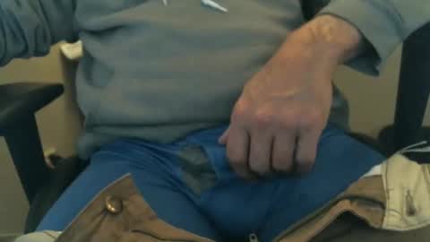 luke7711 online show from November 2025 10:52:02 PM