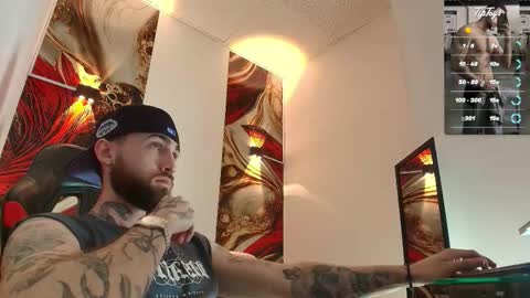 Snapshot of luke_davis01 chatting on February 2026 01:06:01 PM LUKE online show from February 2026 01:06:01 PM