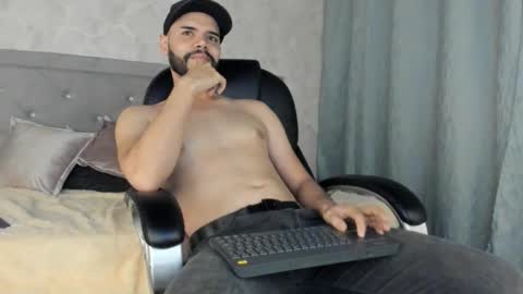 Snapshot of luke_diaz7 chatting on February 2025 07:02:02 AM luke diaz7 online show from February 2025 07:02:02 AM