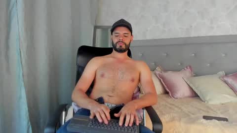 Snapshot of luke_diaz7 chatting on March 2025 06:19:02 AM luke diaz7 online show from March 2025 06:19:02 AM