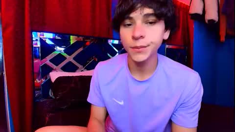 Snapshot of luke_howland chatting on January 2026 12:57:01 AM Luke online show from January 2026 12:57:01 AM