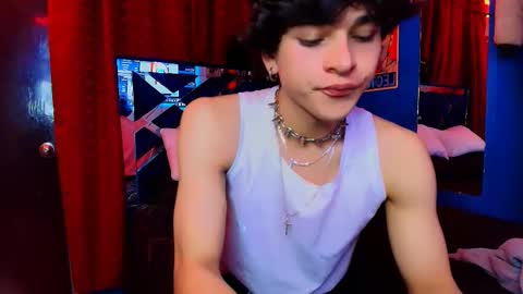 Snapshot of luke_howland chatting on January 2026 02:17:02 AM Luke online show from January 2026 02:17:02 AM