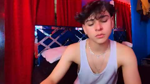 Snapshot of luke_howland chatting on July 2026 12:38:01 AM Luke online show from July 2026 12:38:01 AM