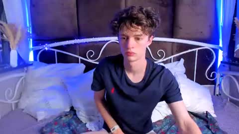 Snapshot of luke_sweet chatting on June 2026 12:42:02 PM Luke online show from June 2026 12:42:02 PM