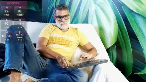 Snapshot of lukecrews chatting on January 2026 07:04:02 PM Luke Crews online show from January 2026 07:04:02 PM