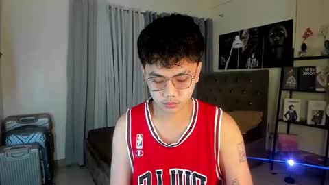 Snapshot of lukeevansx chatting on September 2025 06:13:01 AM LUKE online show from September 2025 06:13:01 AM