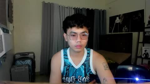 Snapshot of lukeevansx chatting on September 2025 07:31:01 AM LUKE online show from September 2025 07:31:01 AM